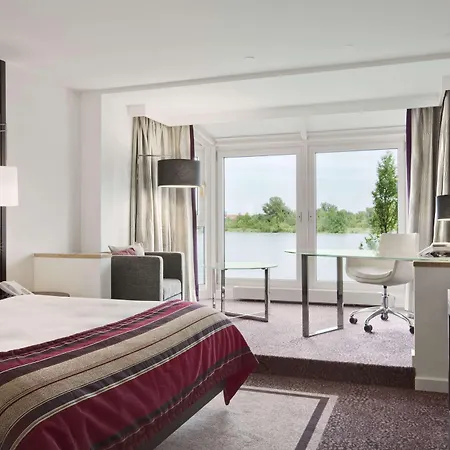 Otel Hilton Waterfront