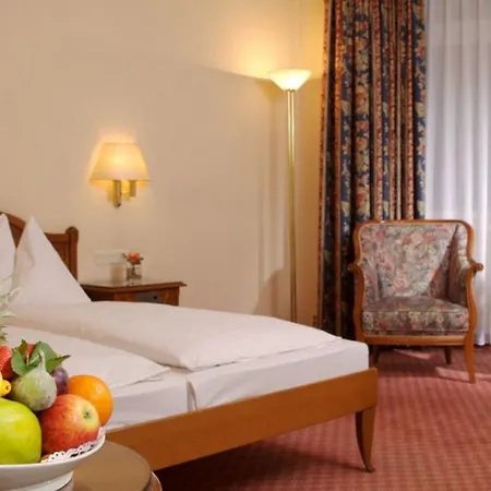 Hotel City Central Отель