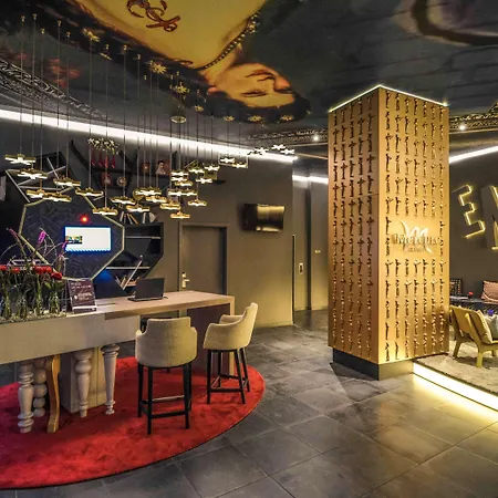 Mercure First Hotel