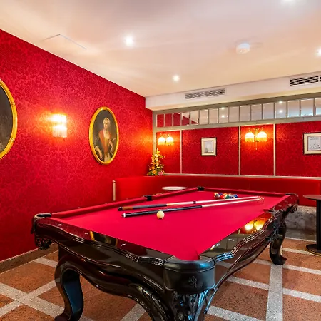 Theaterhotel & 4* Vienne