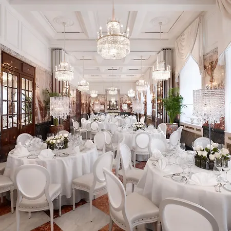 Sacher 5* Viena