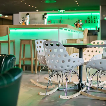 Arcotel Donauzentrum 4* Vienna