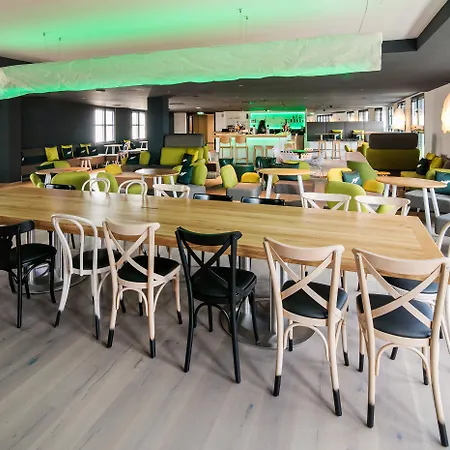 Arcotel Donauzentrum Vienna