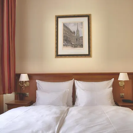 Stephansplatz I Self Check In Hotel 4*