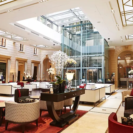 Anantara Palais Hansen - Newly Renovated 5*