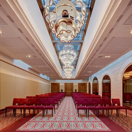 Hotel Anantara Palais Hansen - Newly Renovated Wenen