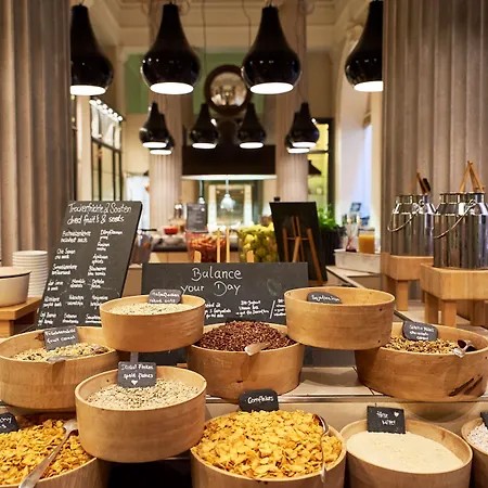 Hotel Anantara Palais Hansen - Newly Renovated Wenen
