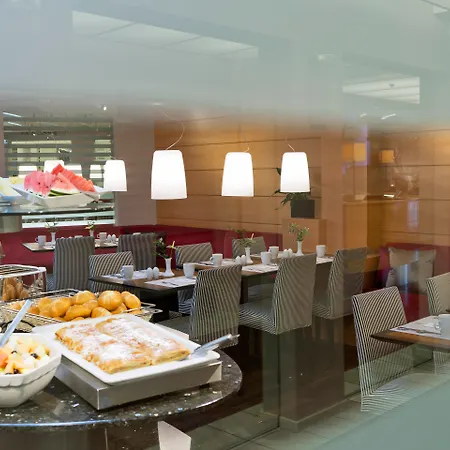 Hotel By Ihg