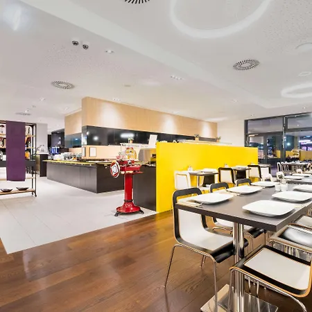 Leonardo Hauptbahnhof 4* Wien
