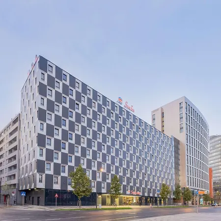 Leonardo Hauptbahnhof Hotel