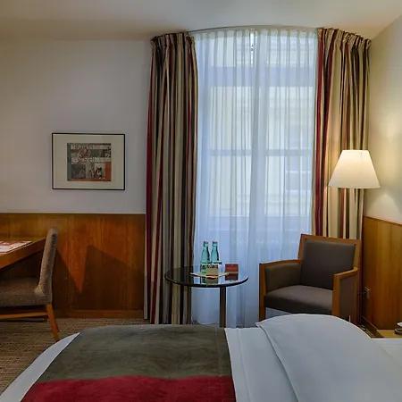 Hotel K+k Maria Theresia