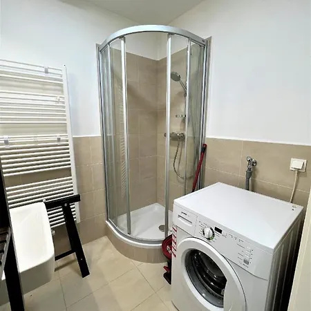 Unique Center Apartment