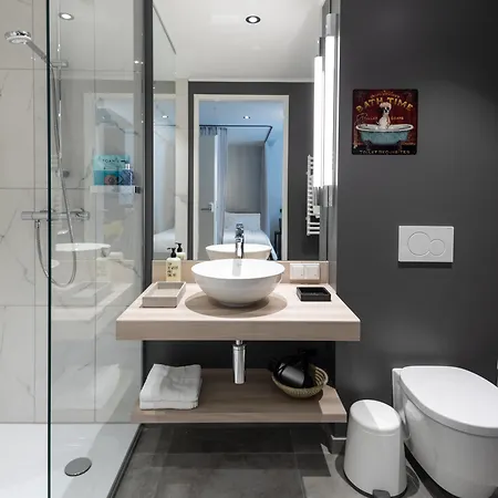 Adina Serviced 4* Wenen