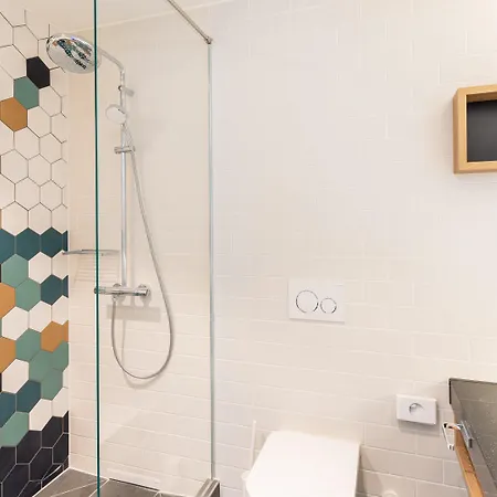 Clarion South Hotel 4*