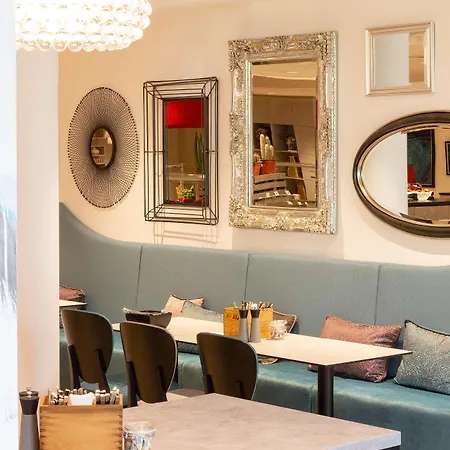 - The Niu, Franz By Ihg Hotel Vienne