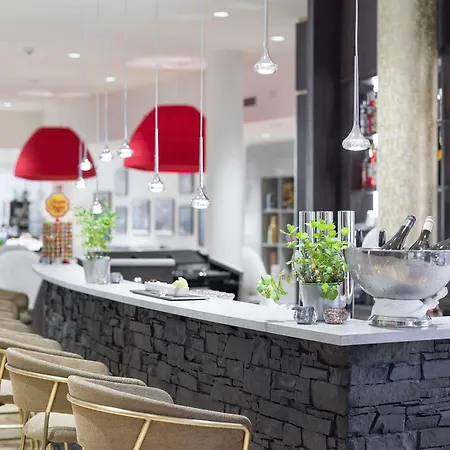 - The Niu, Franz By Ihg Vienne