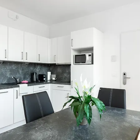 Apartahotel Feelgood Lakeliving Inklusive Garagenplatz Viena