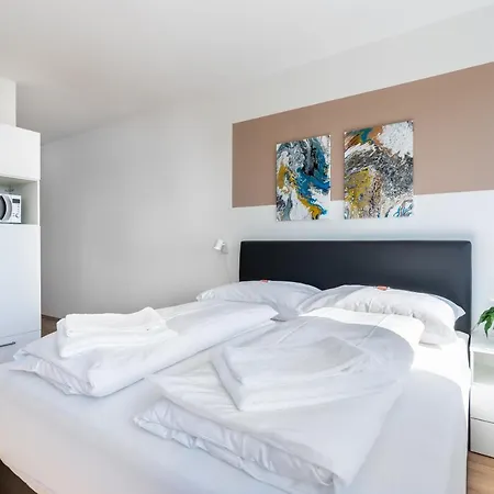 Feelgood Lakeliving Inklusive Garagenplatz Apartahotel Viena