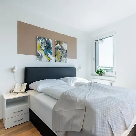 Feelgood Lakeliving Inklusive Garagenplatz Apartahotel Viena