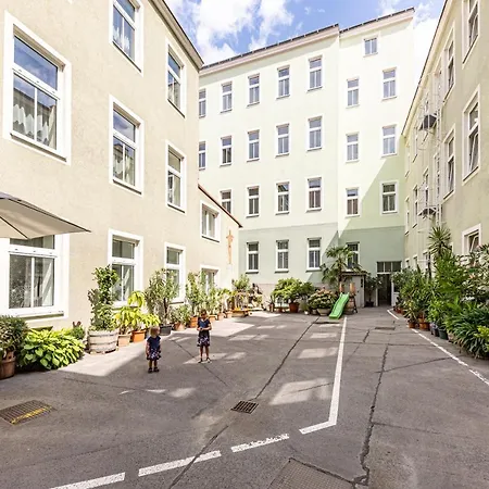 Hotel-pension Fuenfhaus Vienna
