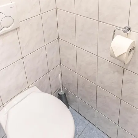 Hotel-pension Fuenfhaus Guest house