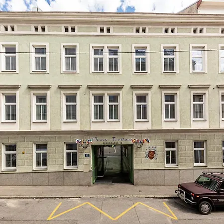 Hotel-pension Fuenfhaus Guest house 3*