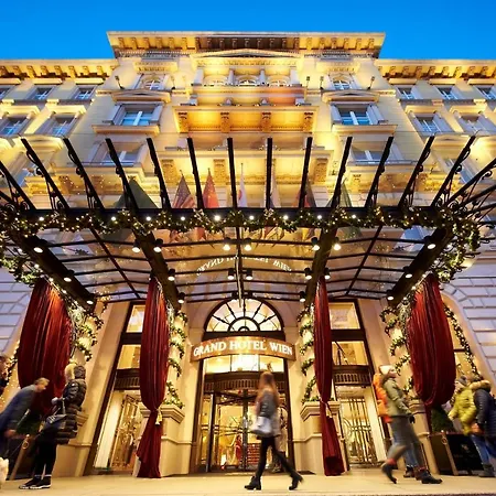 Independent - Grand Hotel