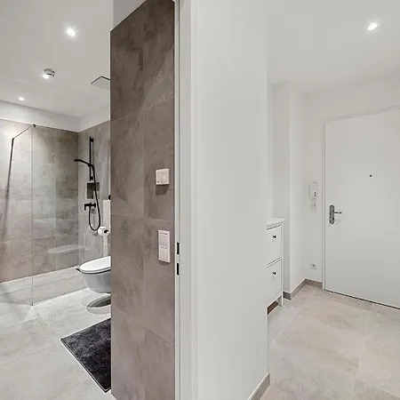 Boutique Space Vie #3o5 Apartment *