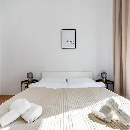 Apartment A&s Center