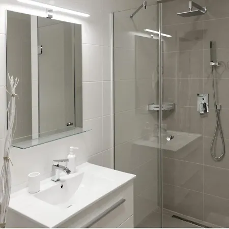 Hotel apartamentowy Aaa About