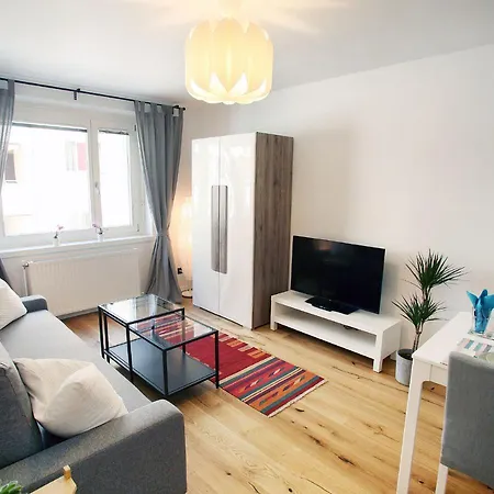 Quiet & Stylish In For 4 Guests Vienna