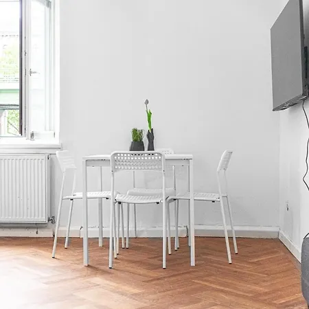 Joyful At Superb Location Near Akh Hospital Apartment Vienna