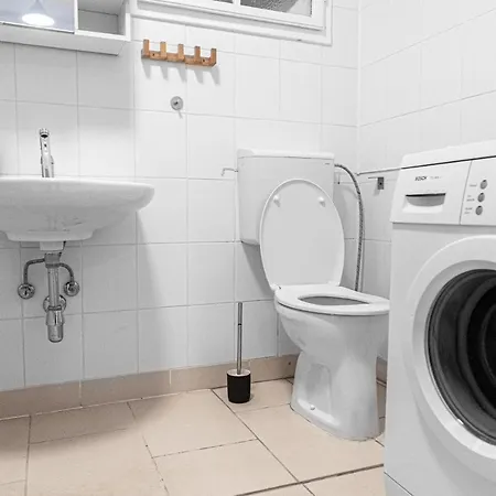 Apartment Joyful At Superb Location Near Akh Hospital