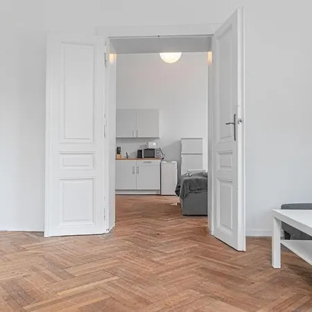 Joyful At Superb Location Near Akh Hospital * Vienna