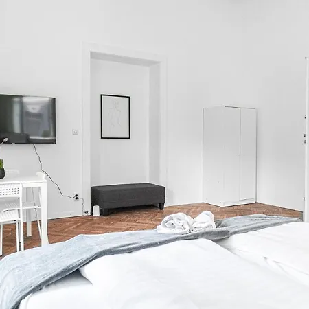 Joyful At Superb Location Near Akh Hospital Apartment Vienna
