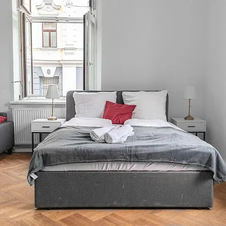 Joyful At Superb Location Near Akh Hospital * Vienna