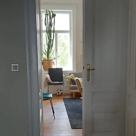 Apartment The For Artists *