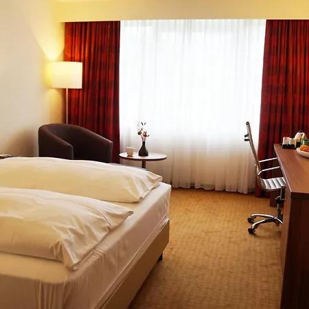 Carathotel Park *