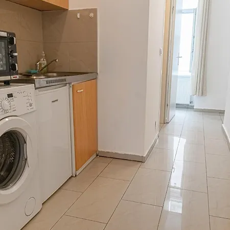 Appartement Peaceful 1br Apt. Near Metro Station Langenfeldg. *