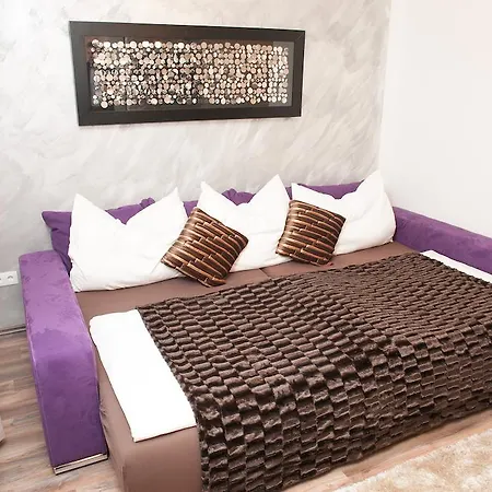 Traditional Tav - Design Viena