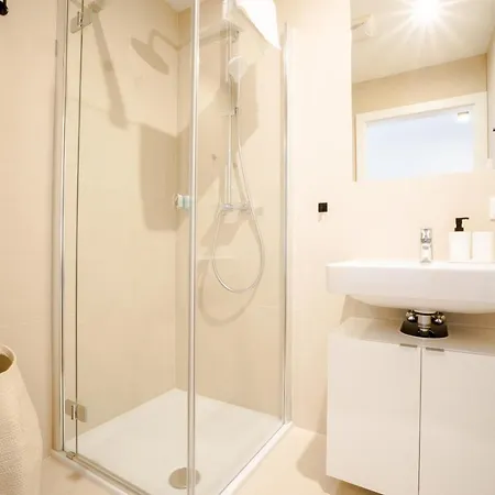 Apartment Orestaliving - Penthouse With Private Terrace Vienna