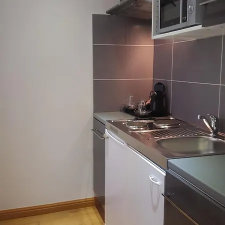 Western Arcadia 4* Vienne