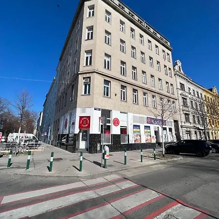 Apartment Turquoise Inspired Deluxe Centrally Located Vienna