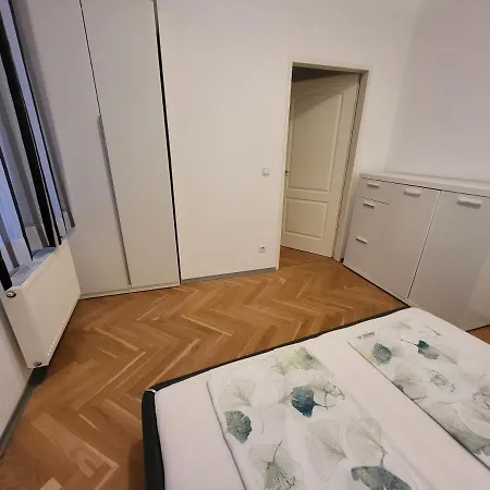 Cozynite Premium Hundertwasser Vienne