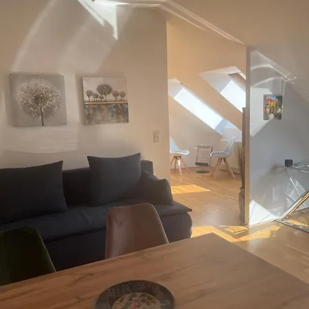 Klimatisiertes, Ruhiges Dachgeschoss Cityapartment Im Zentrum Wiens Apartment Vienna
