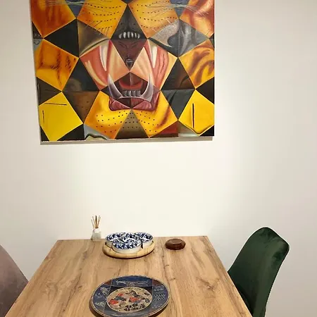 Klimatisiertes, Ruhiges Dachgeschoss Cityapartment Im Zentrum Wiens Apartment *