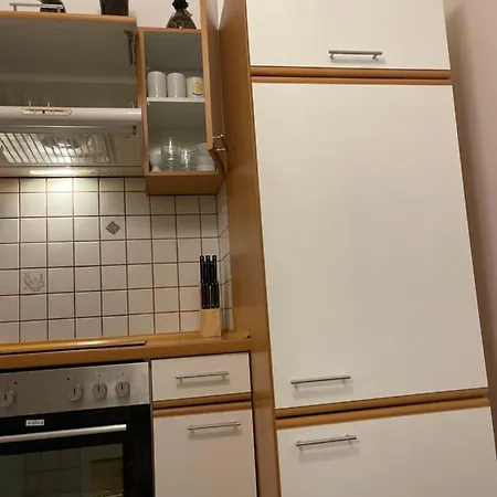 Klimatisiertes, Ruhiges Dachgeschoss Cityapartment Im Zentrum Wiens Apartment