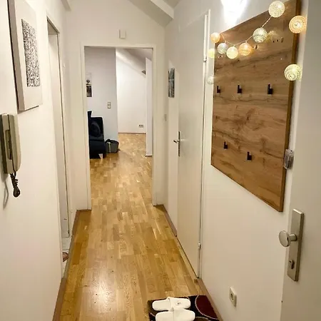 Apartment Klimatisiertes, Ruhiges Dachgeschoss Cityapartment Im Zentrum Wiens Vienna