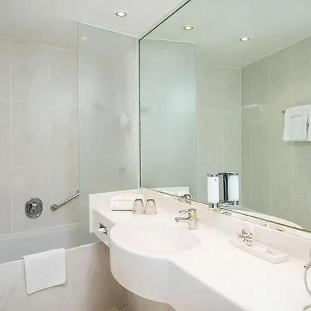Elaya City Center 4*