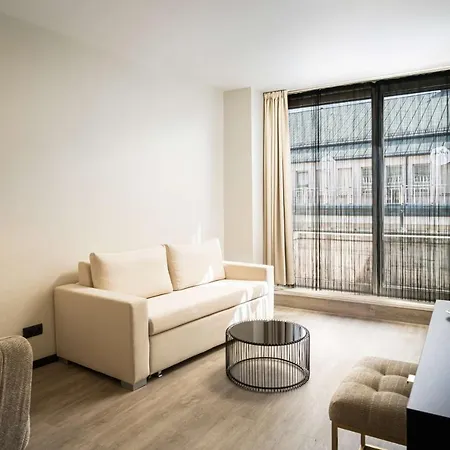 Elaya City Center 4*